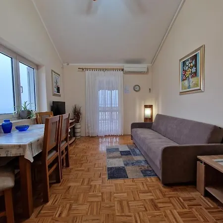 Nef Apartment Pinezici (Krk)