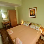 Appartamento Nef Pinezići